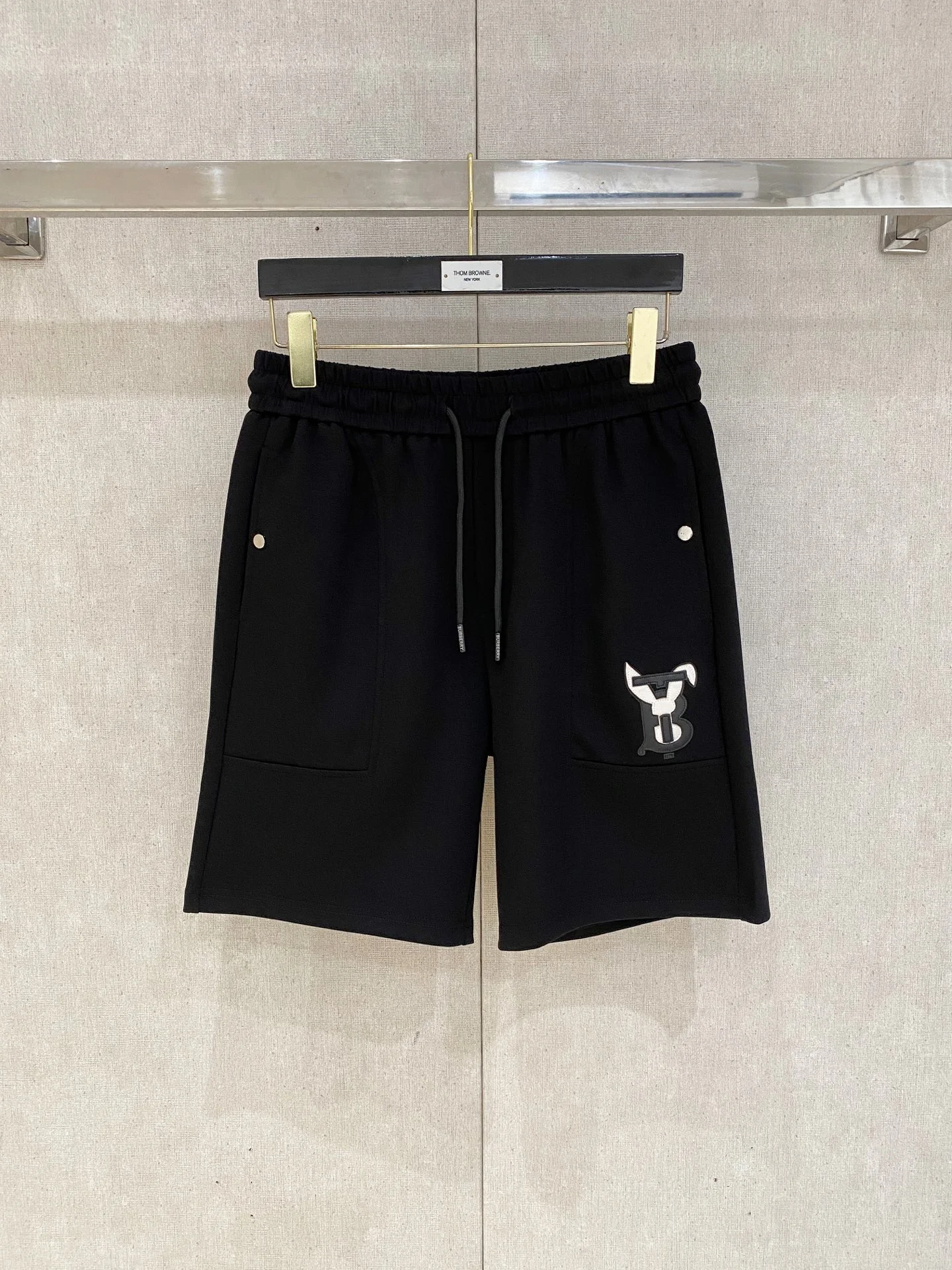 Burberry Shorts — 4cef1f6f