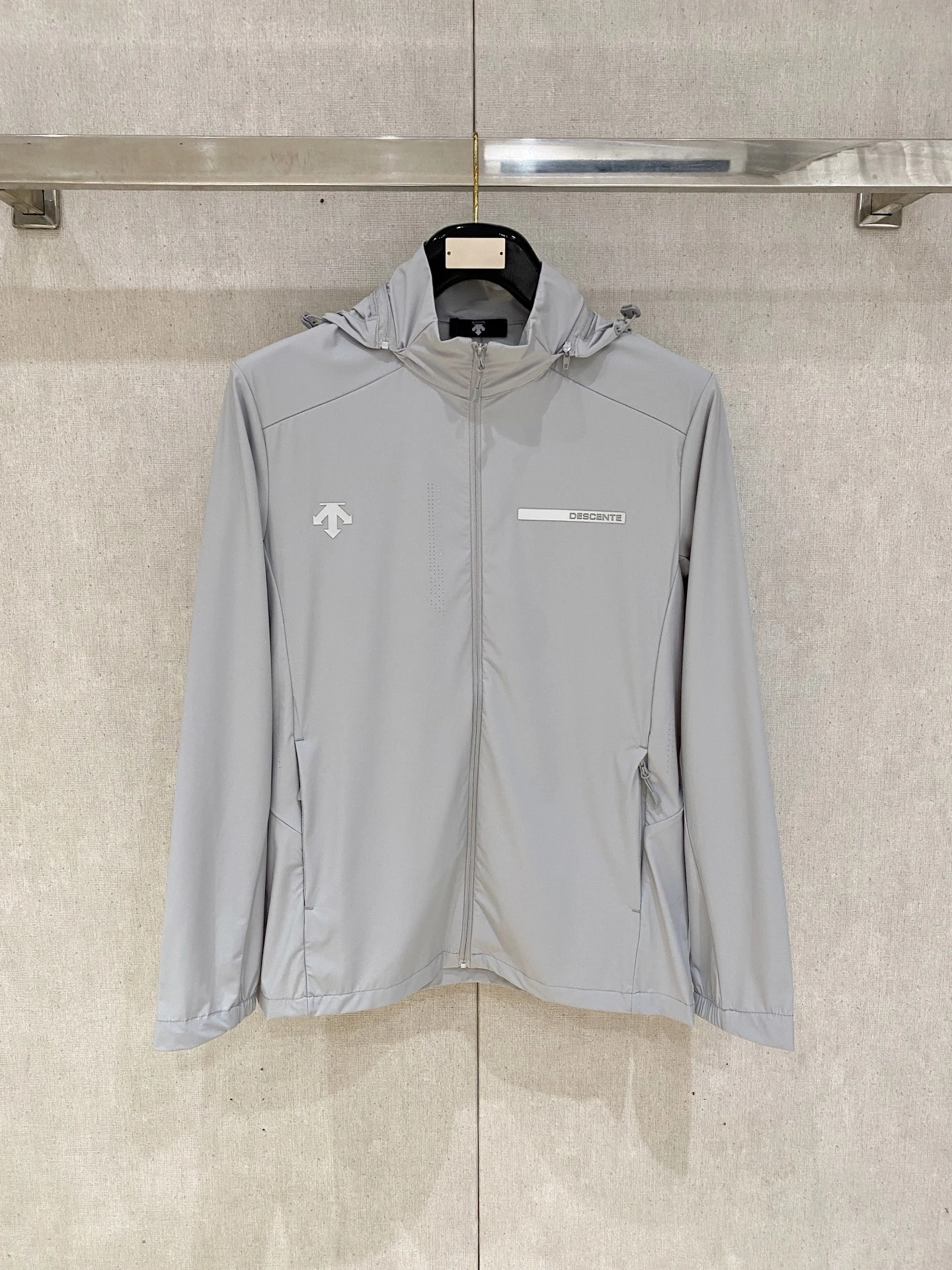 Jackets — 591e9991
