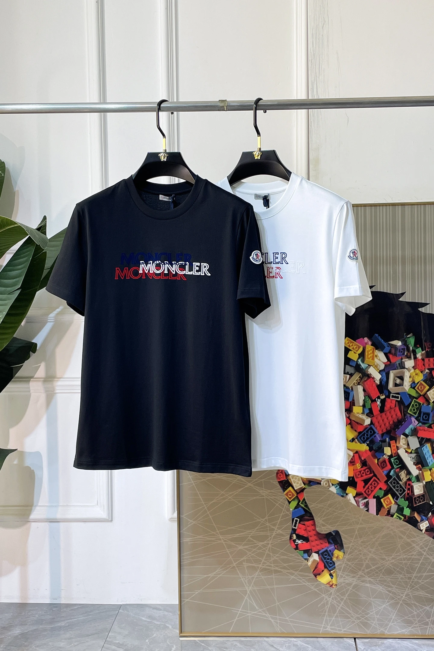 Moncler T-Shirt — 25798eec