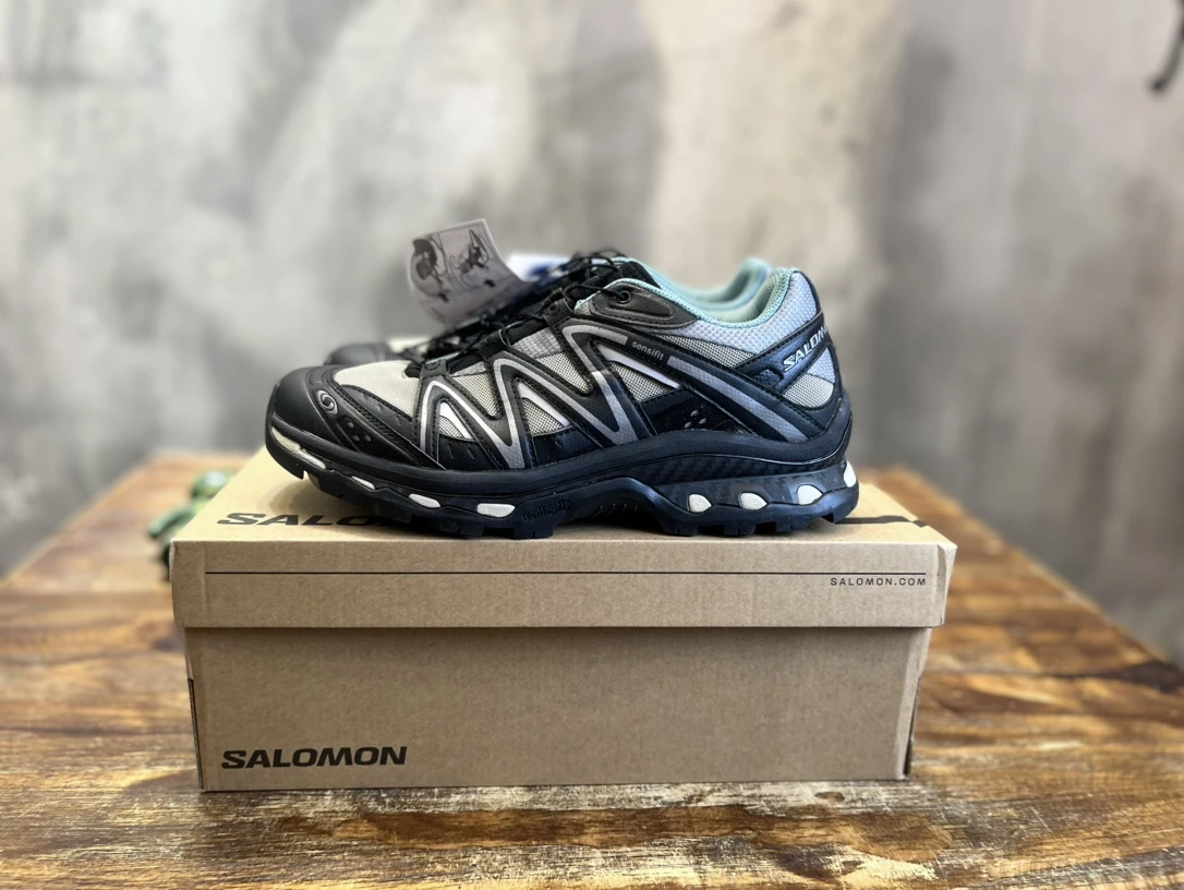 Salomon Sneakers — d188ae68