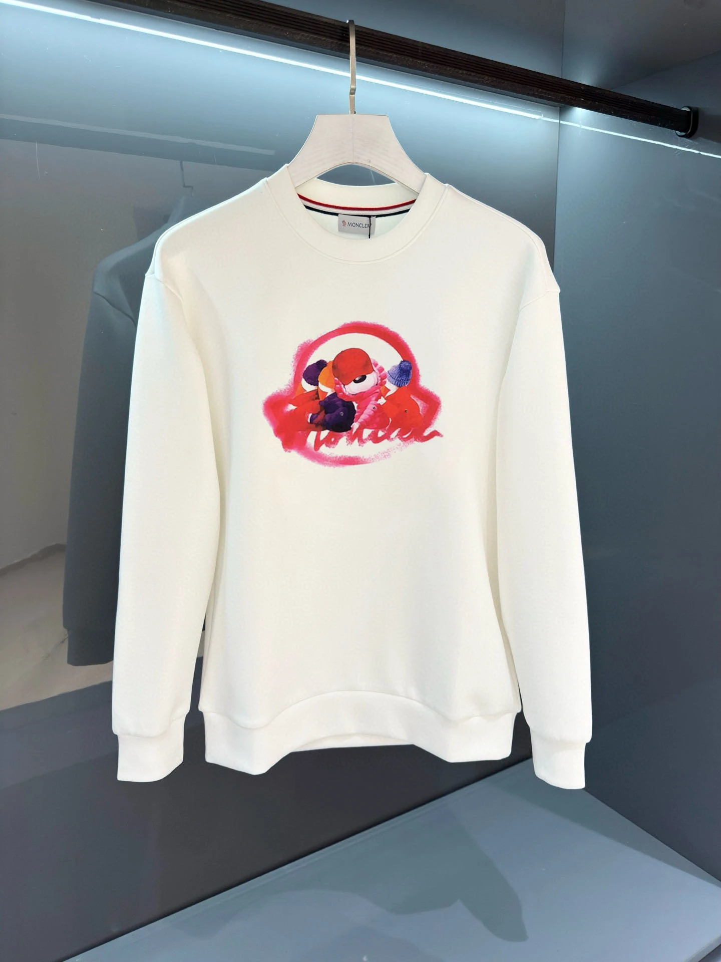 Moncler Hoodies — dce9be2a