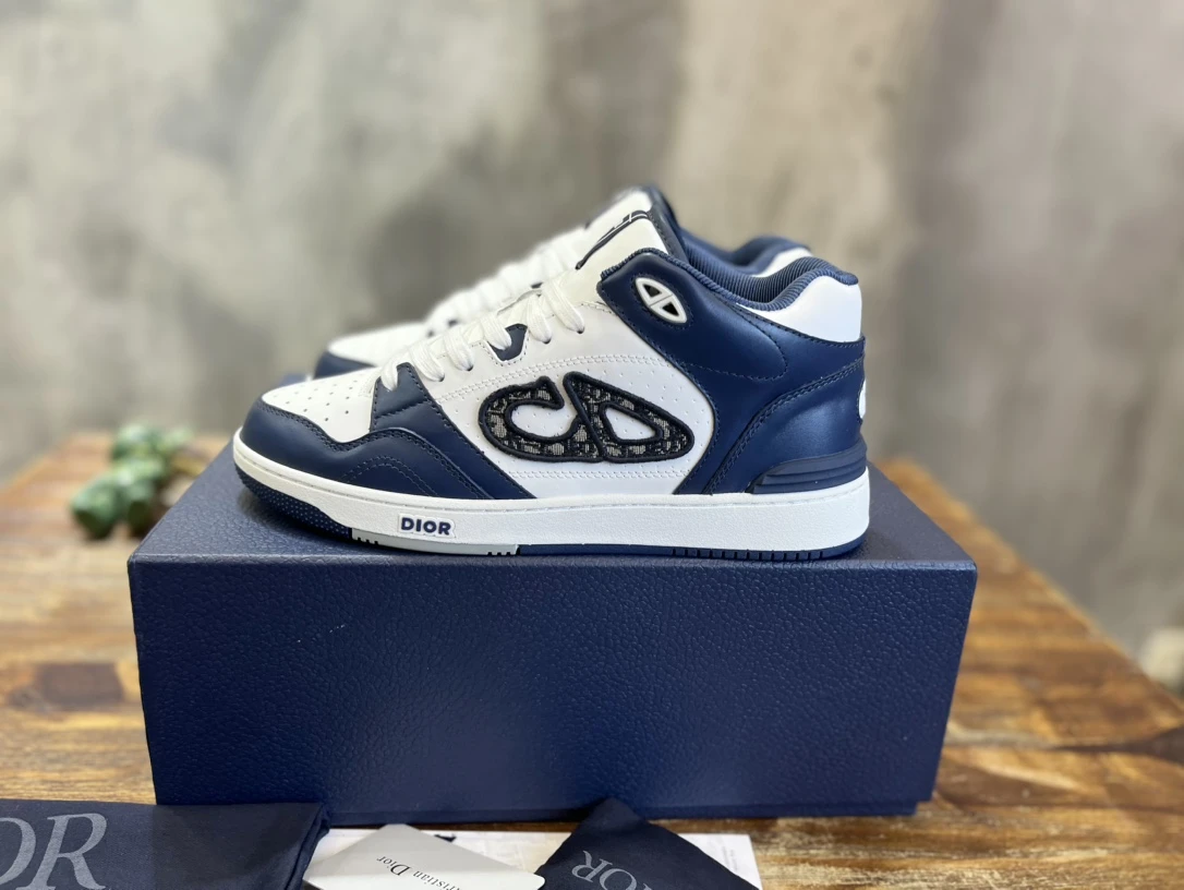Dior Sneakers — b26d17fb