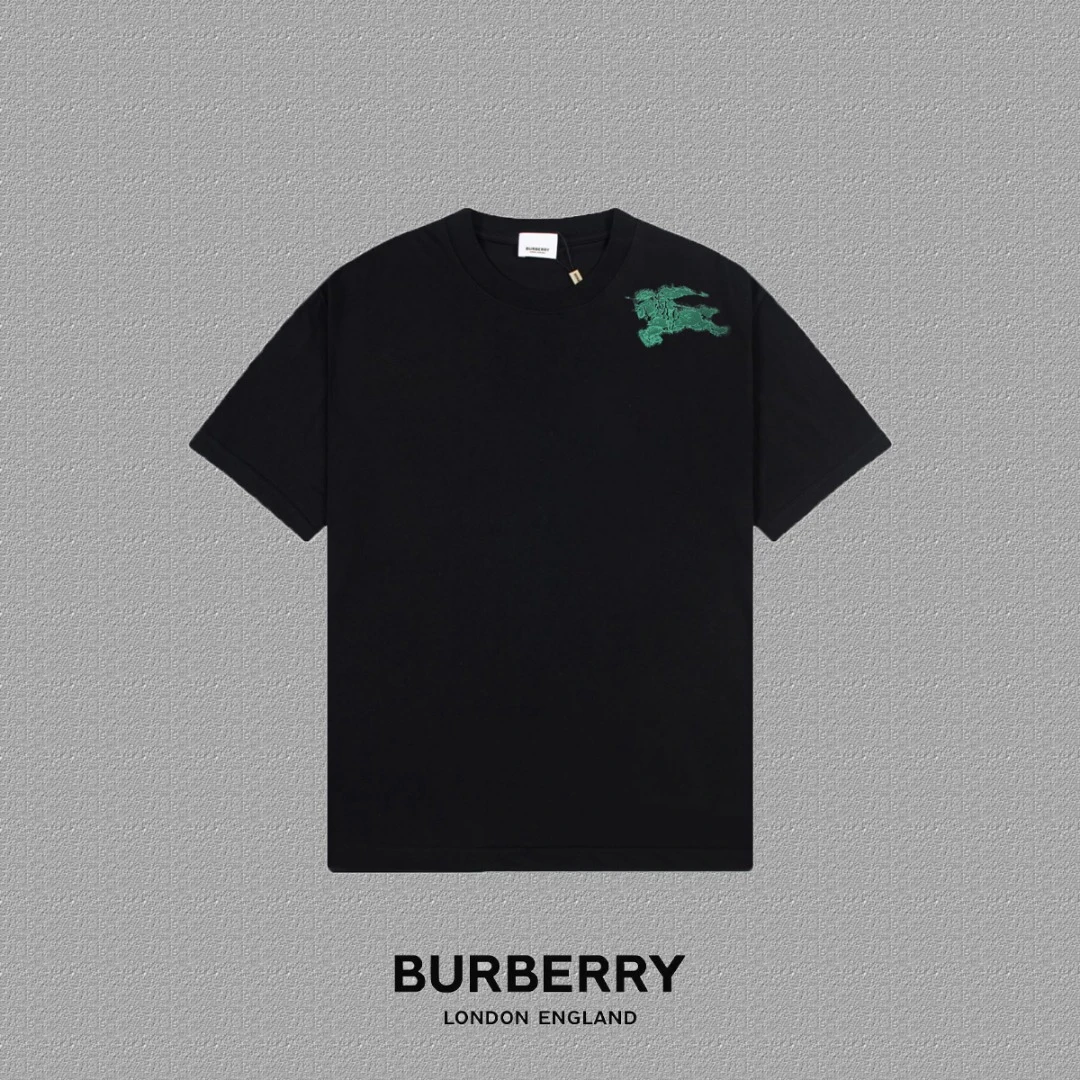 Burberry T-Shirt — ad4f70c5