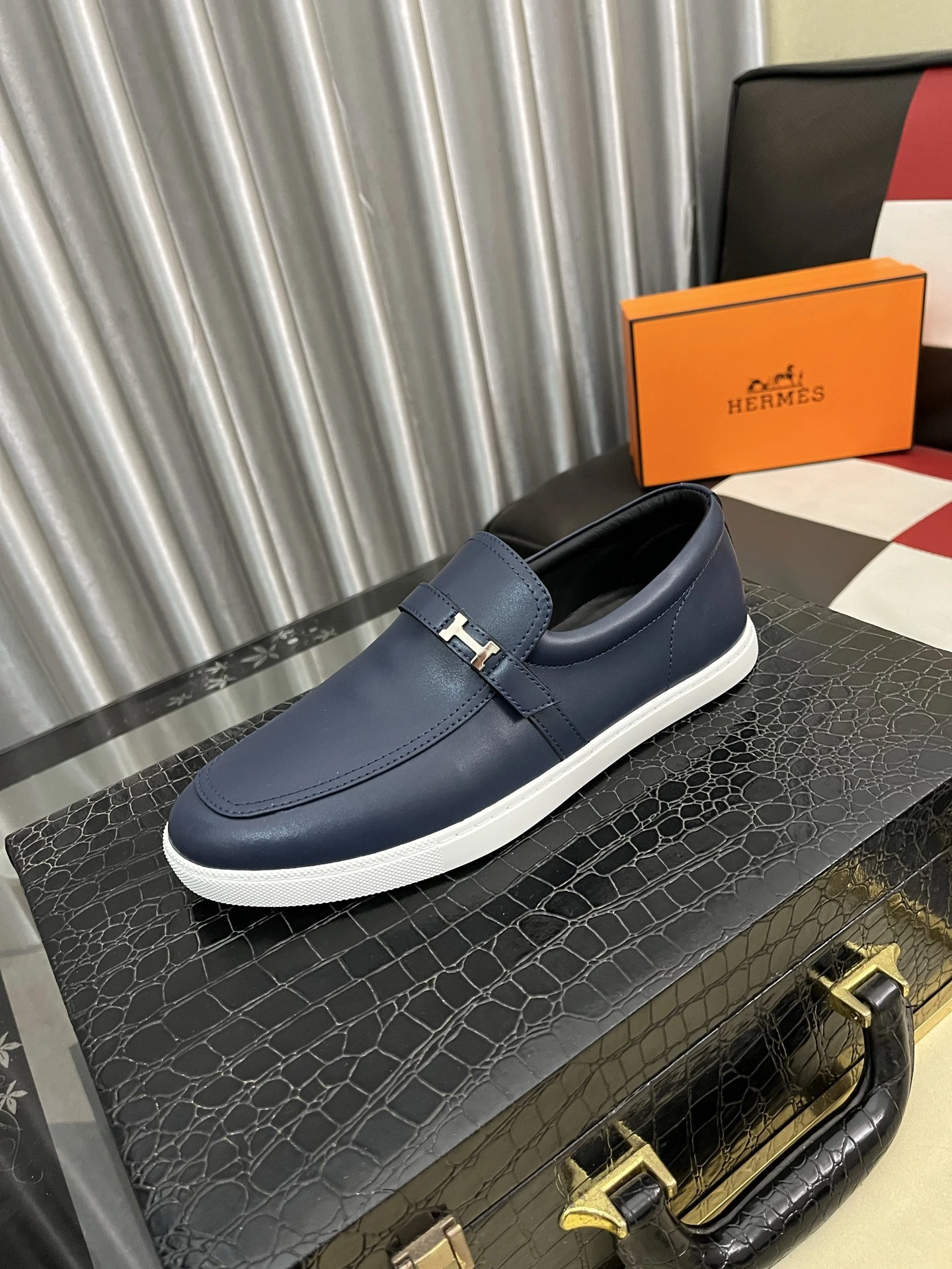 Hermès Sneakers — 364b722c