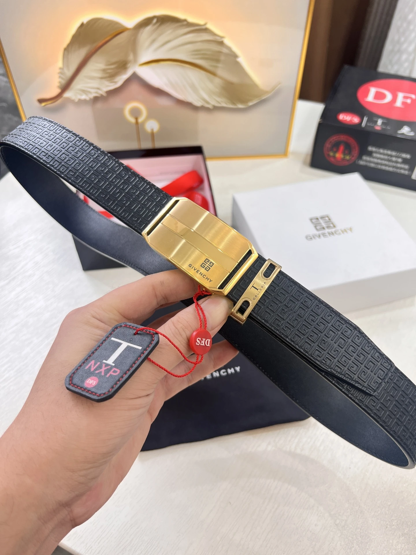 Givenchy Belt — e7516387