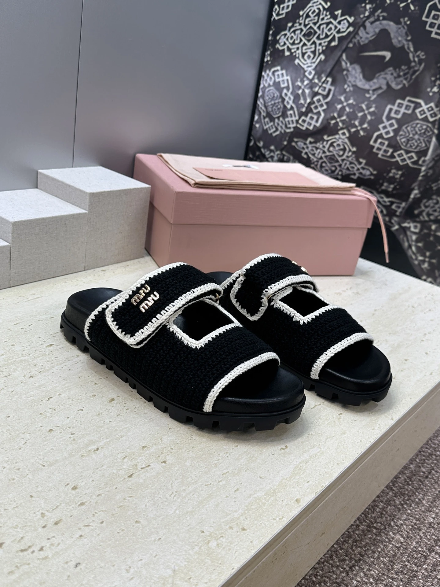 Miu Miu Slippers — 7d1ad326