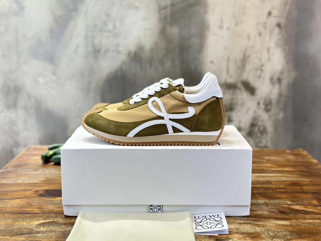 Loewe Sneakers — 376386ef