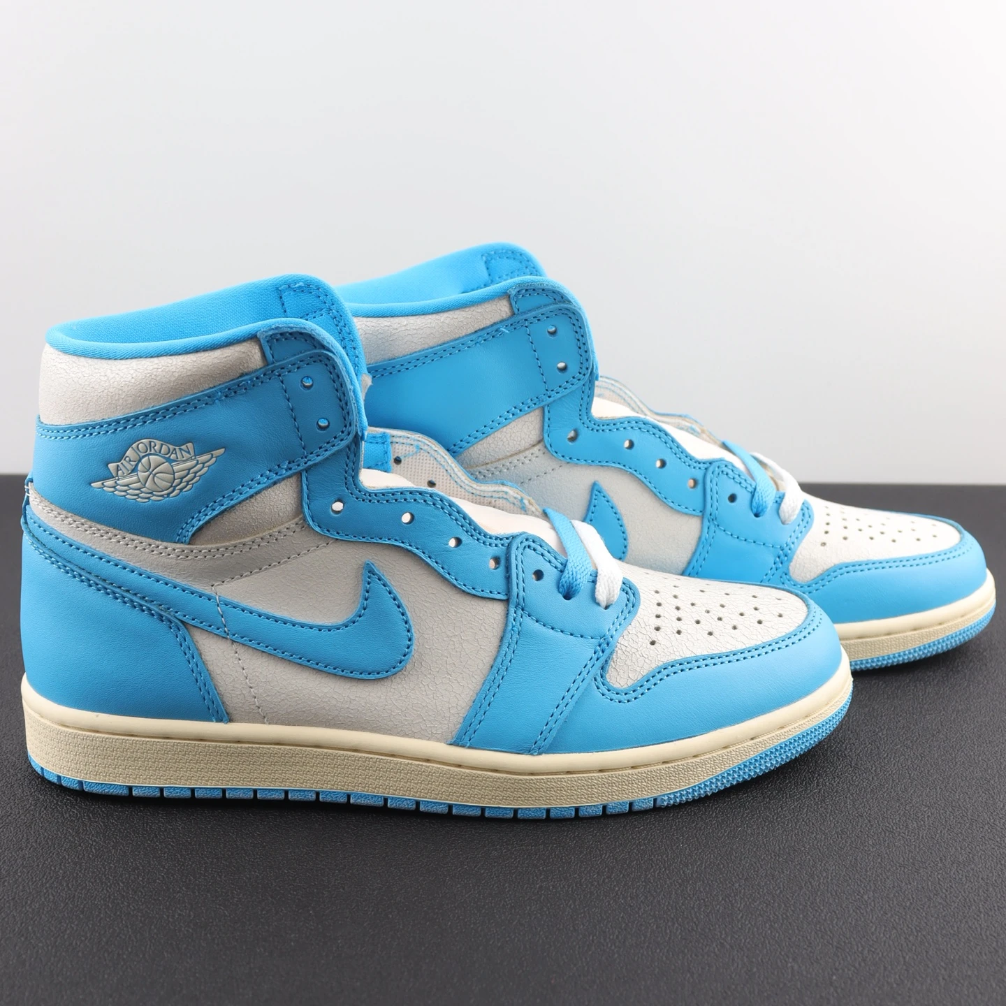 Nike Shoes — 65dd9b8b
