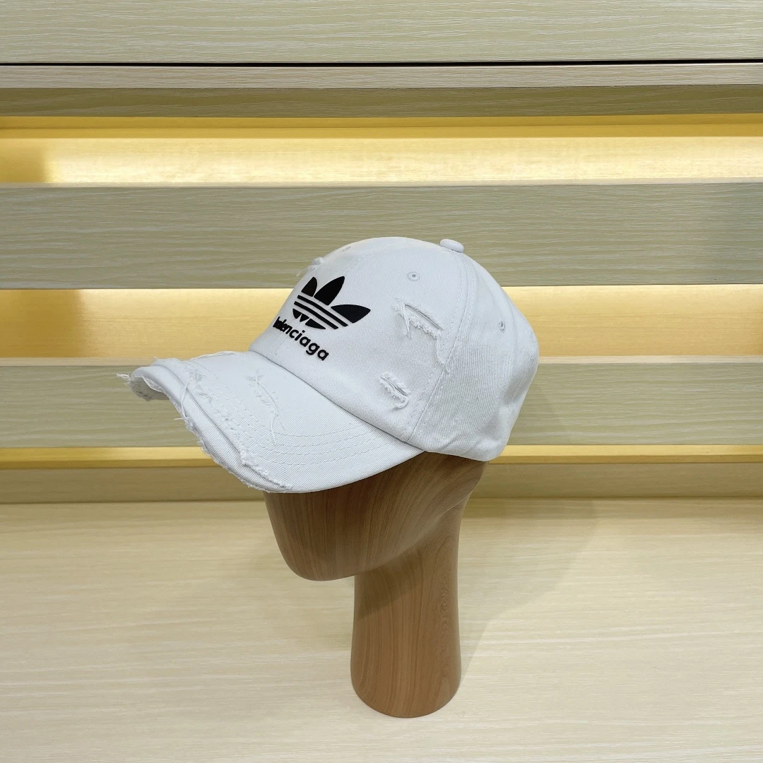Balenciaga Hat — 337be6aa