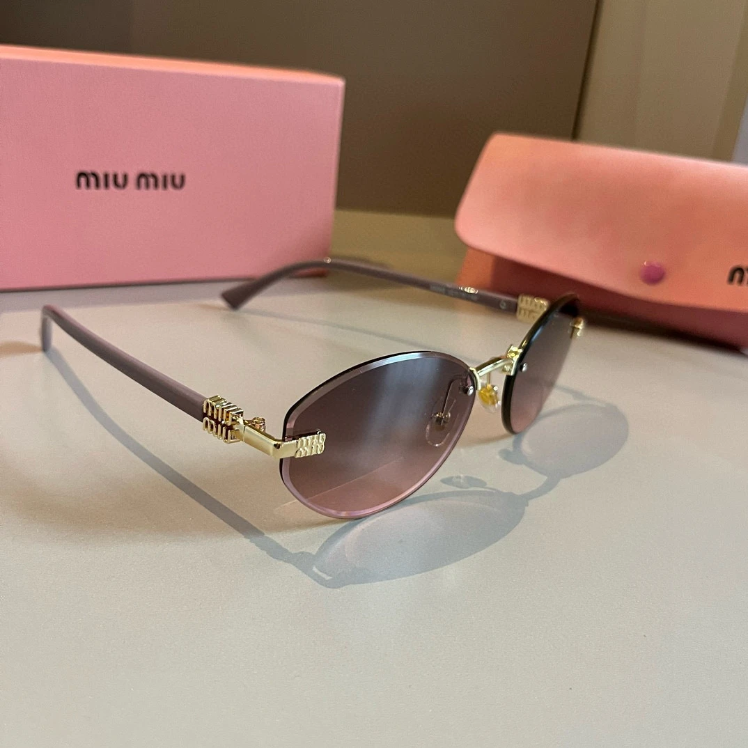 Miu Miu Eyewear — fe8b8db4