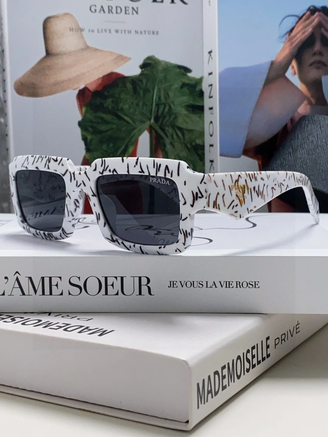 Prada Eyewear — 916a69da