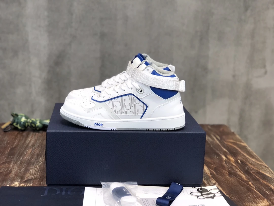 Dior Sneakers — 130dc6ee