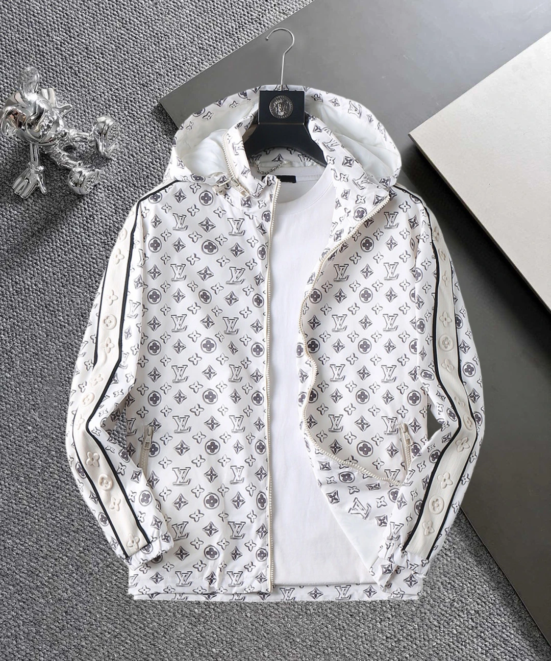 Louis Vuitton Jackets — 8ae0c540