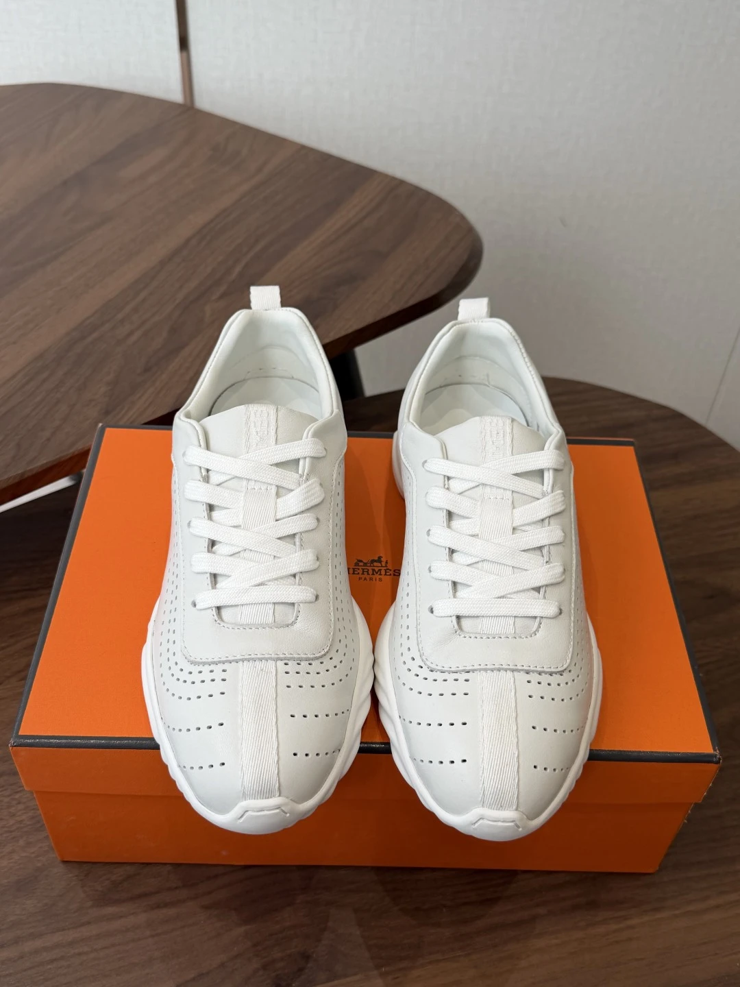 Hermès Sneakers — faf311e6