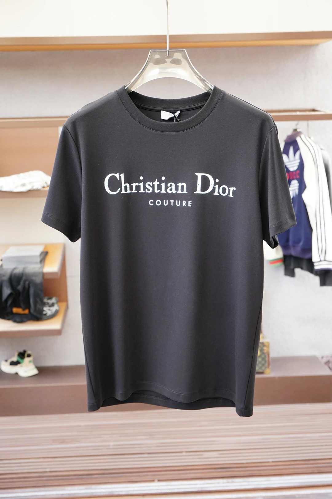 Dior T-Shirt — 0356e025