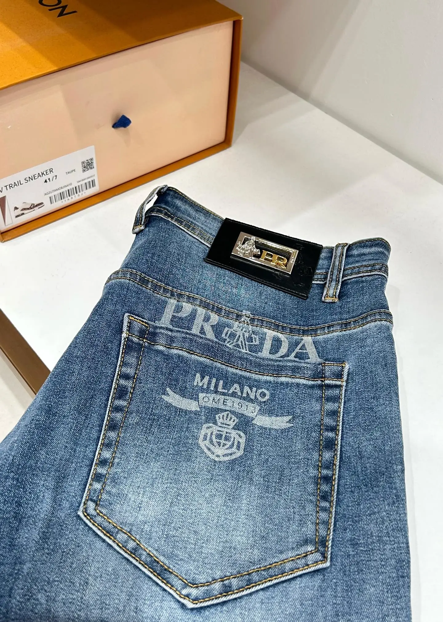 Jeans — cb0657c0
