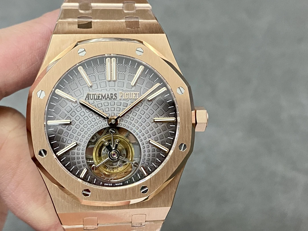 Audemars Piguet Watch — ac5e9bd9