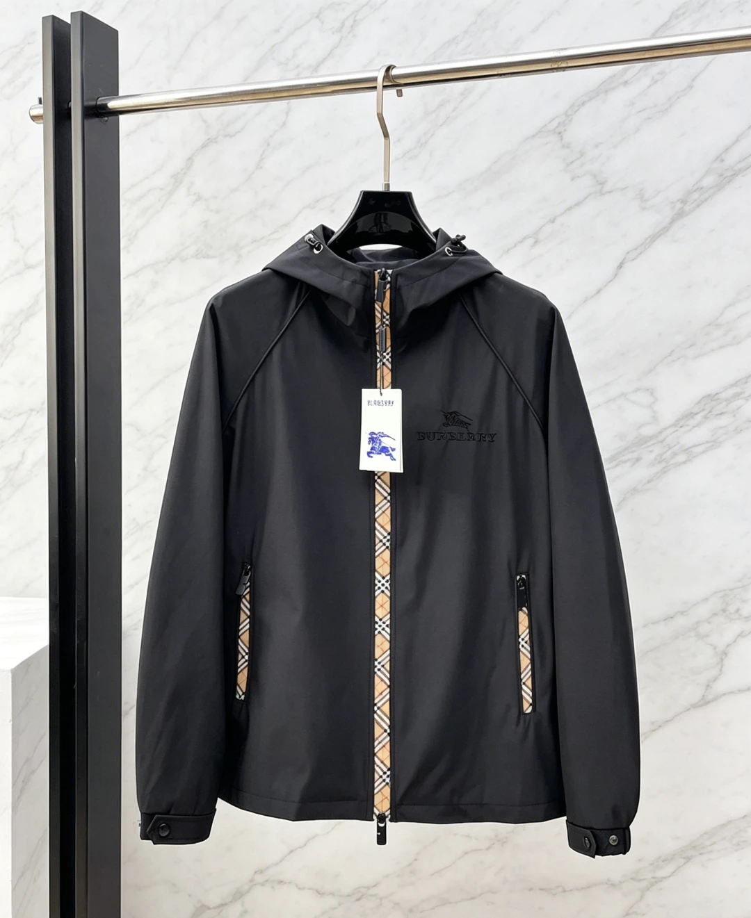 Burberry Jackets — 814fa3fd