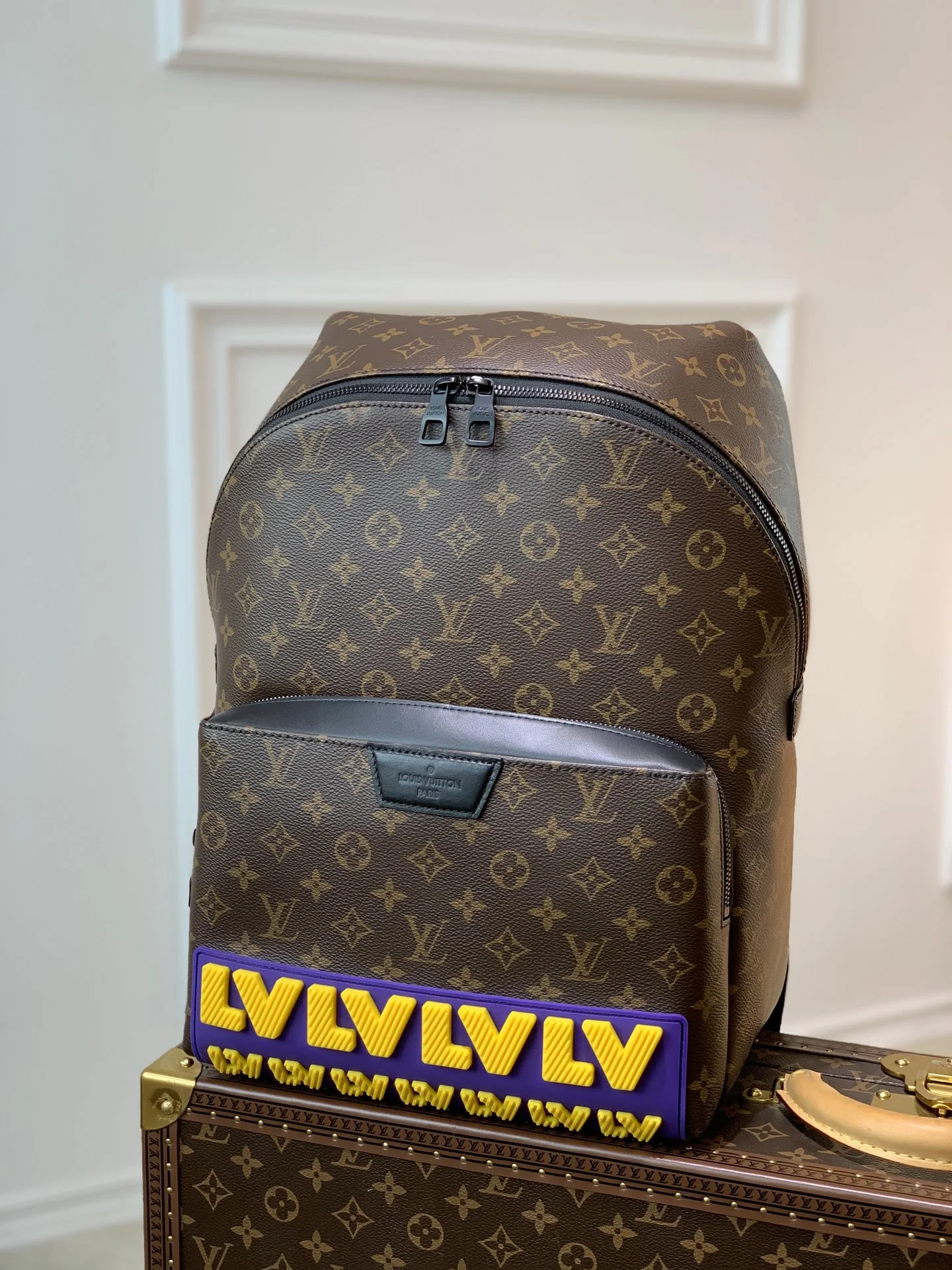 Louis Vuitton Bag — 08653689