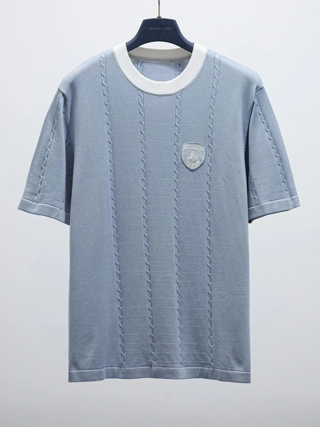 Louis Vuitton T-Shirt — f3d53d54