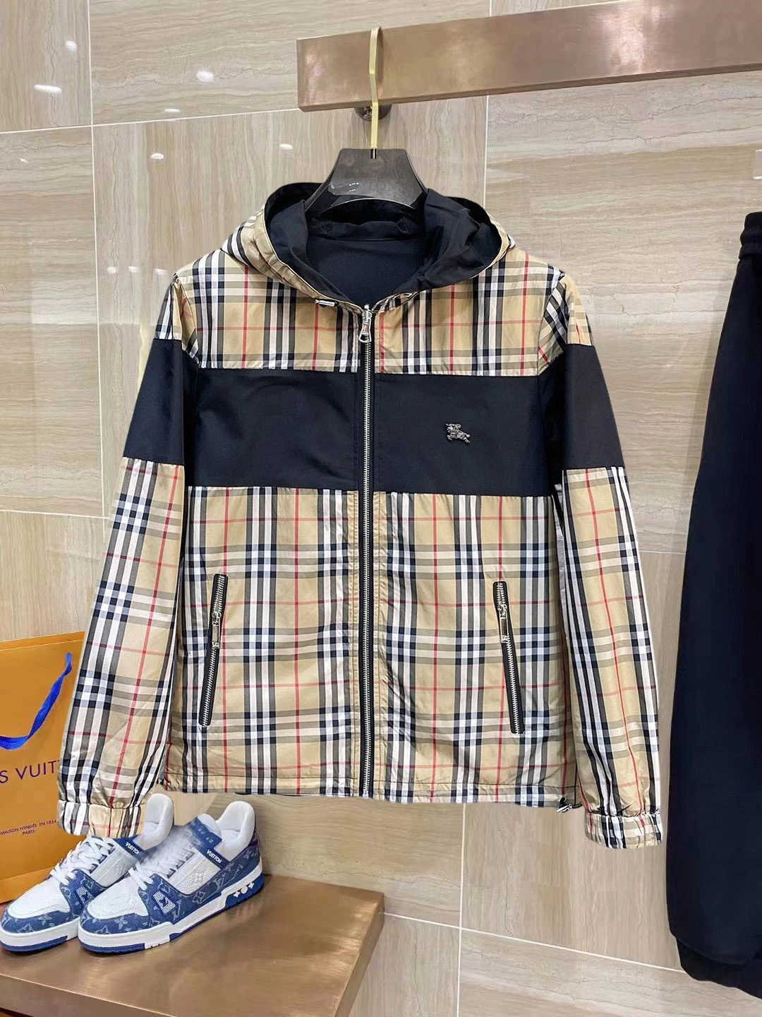 Burberry Jackets — 19567d0c