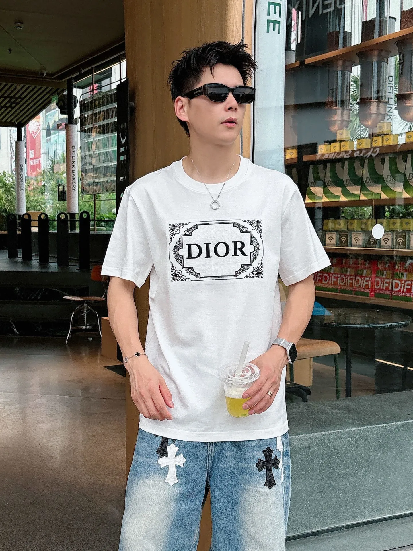 Dior T-Shirt — 6682f0f6