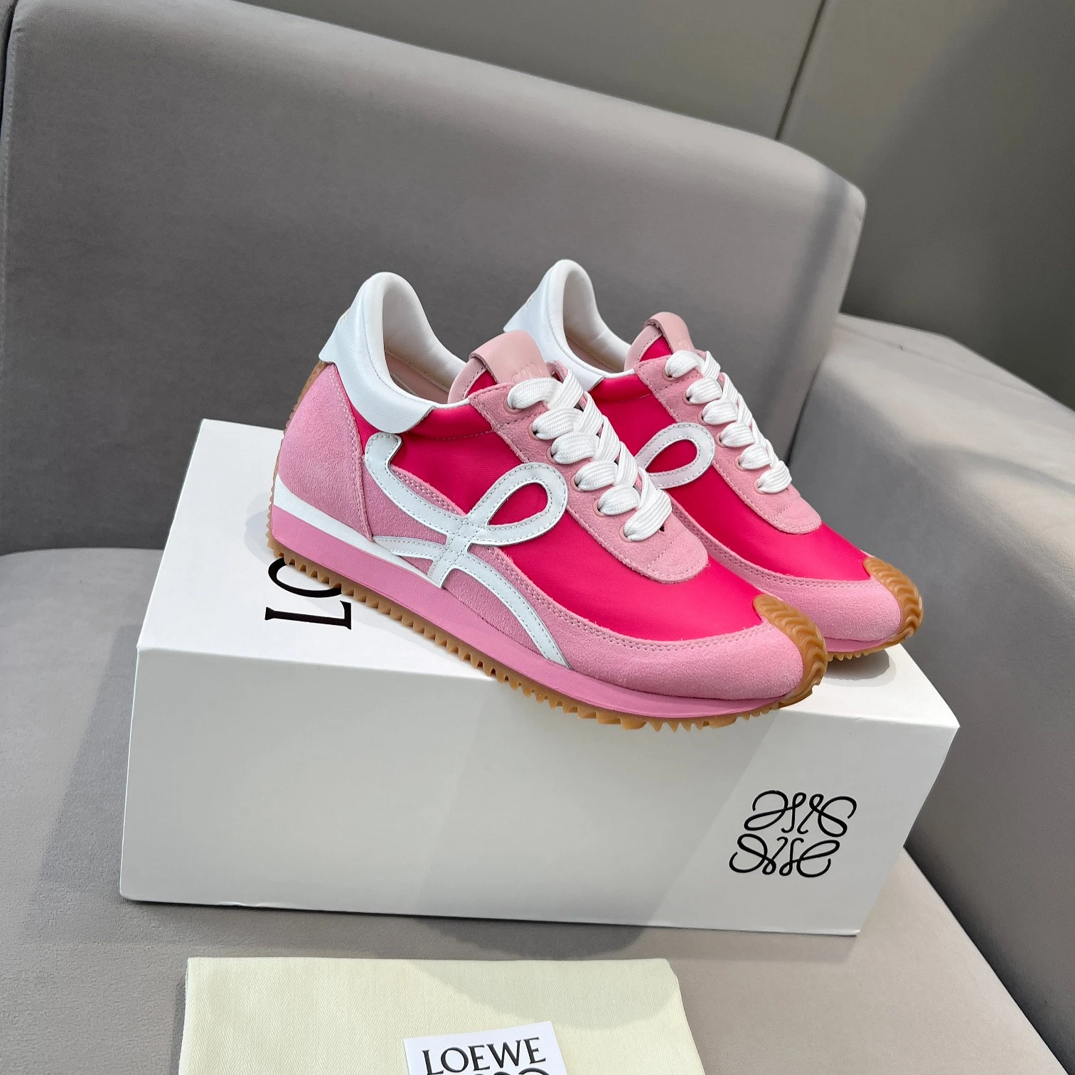 Loewe Sneakers — 8411743f