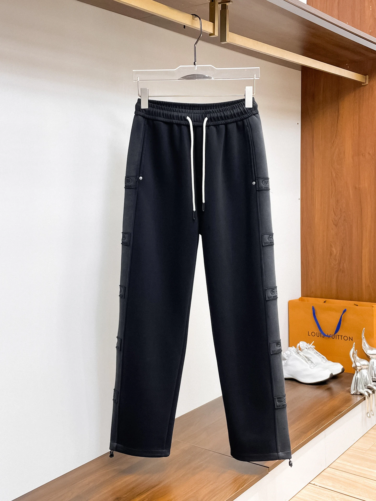 Balenciaga Trousers — d4fe4120