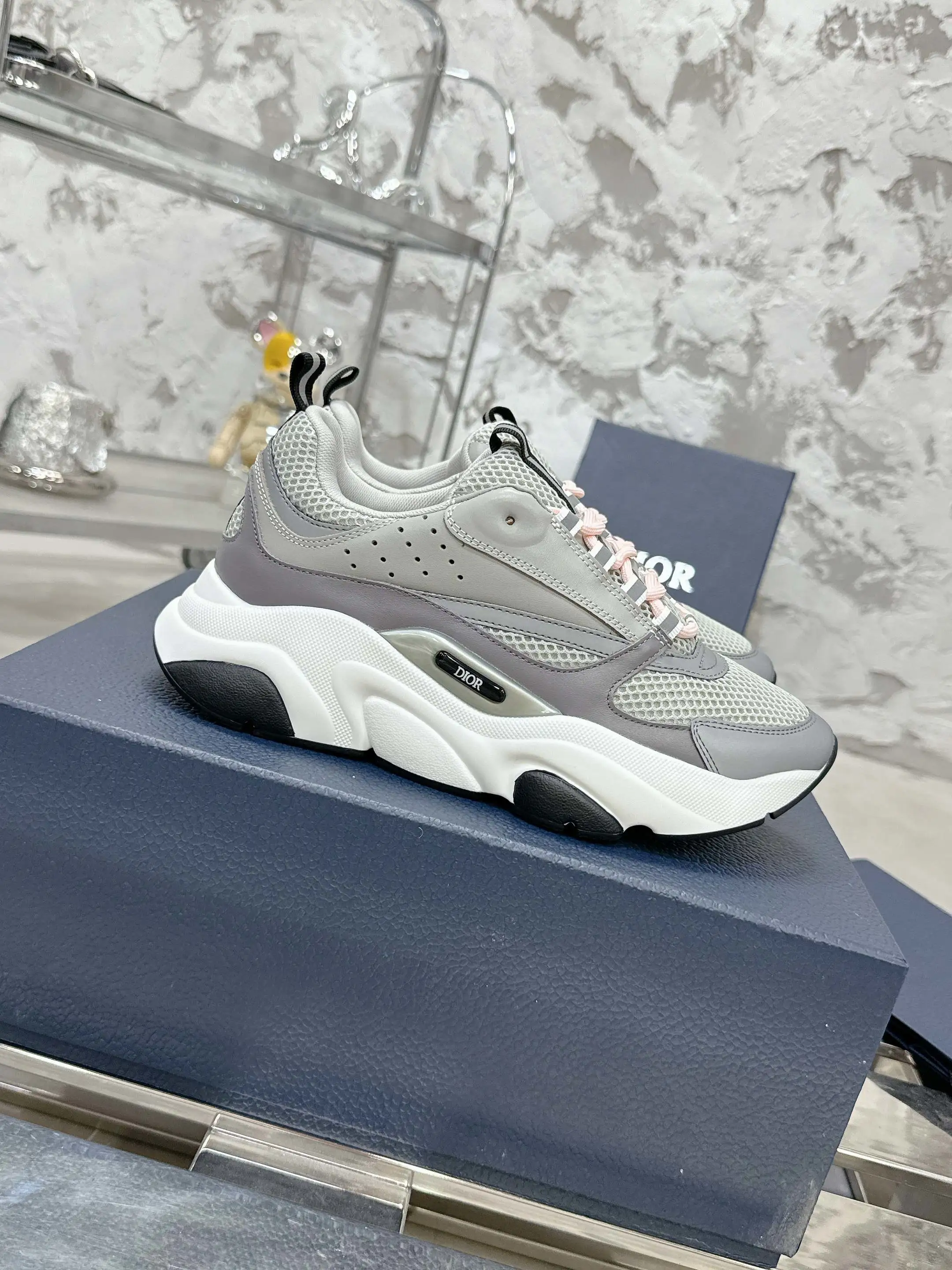 Dior Sneakers — e006e4e8