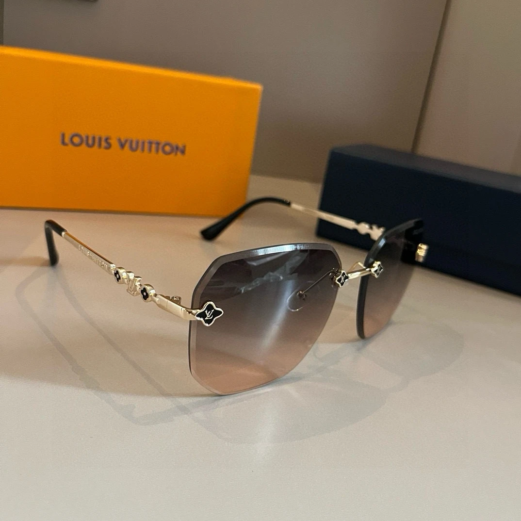 Louis Vuitton Eyewear — 6db96377