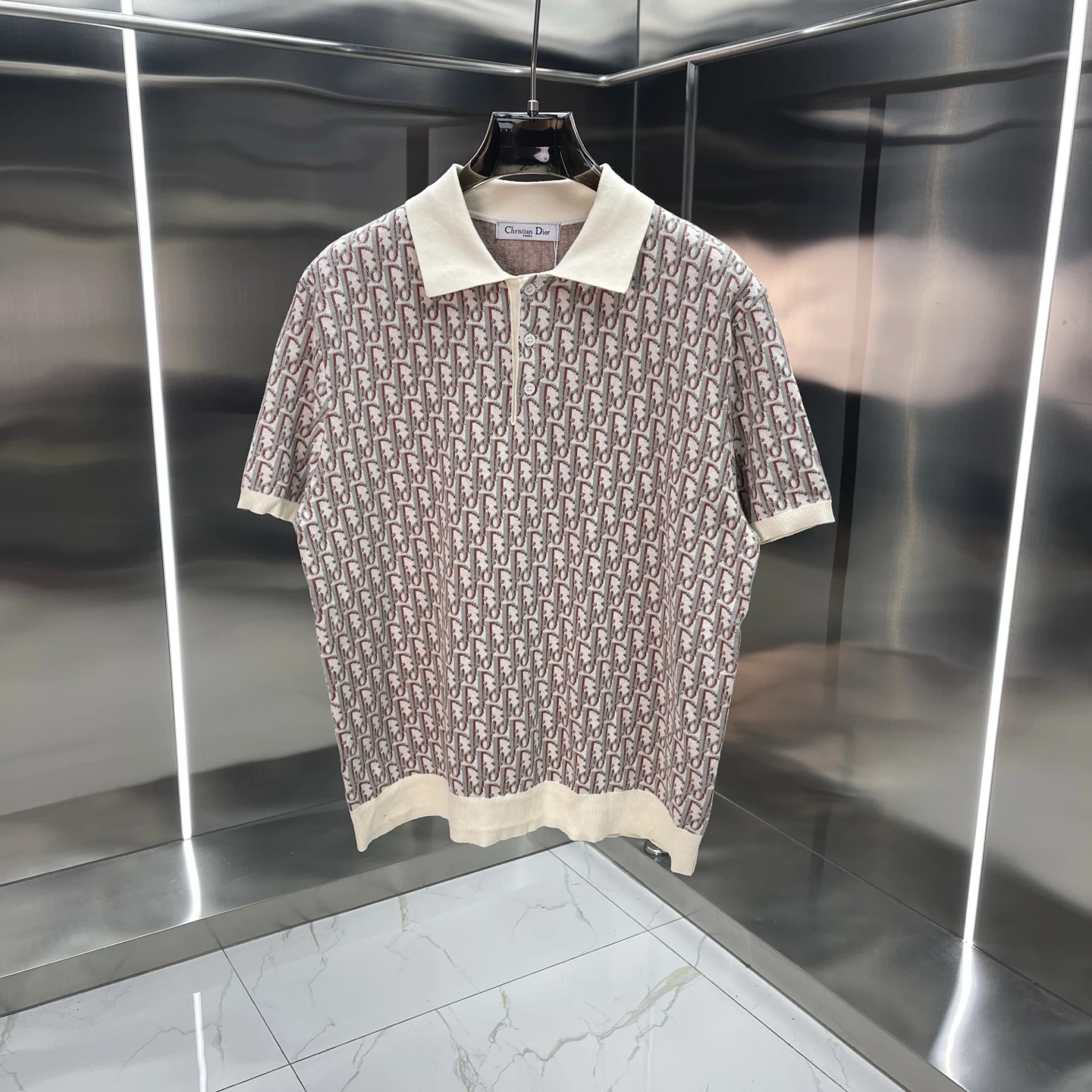 Dior T-Shirt — ea3fadd9