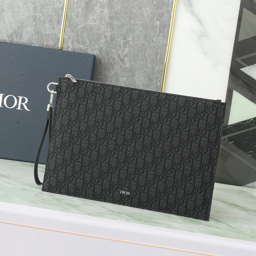 Dior Bag — d0dae2bf