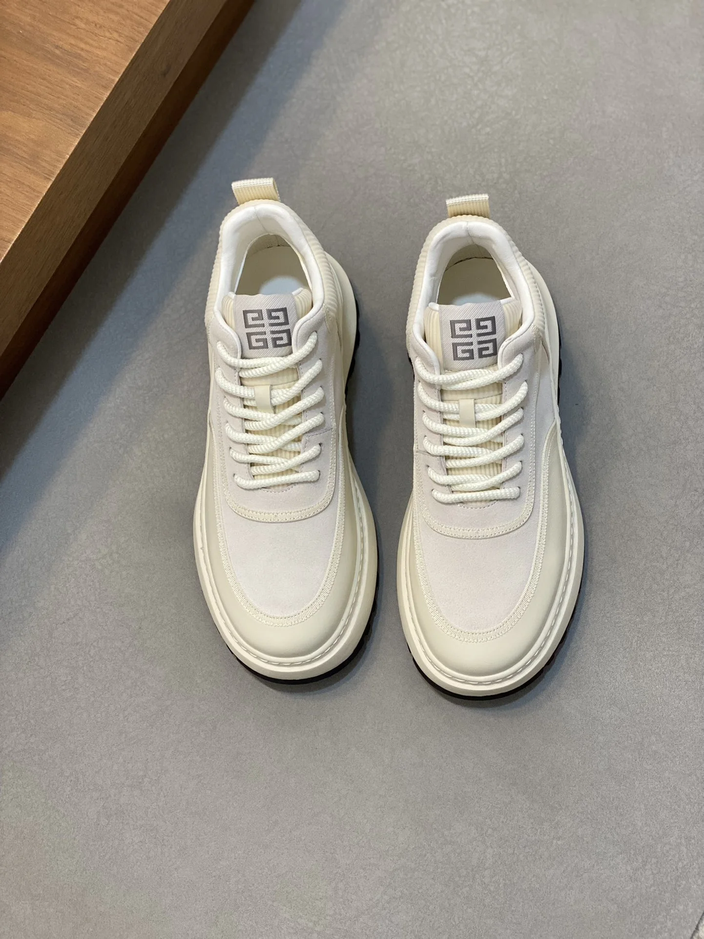 Givenchy Shoes — 0e5a0559