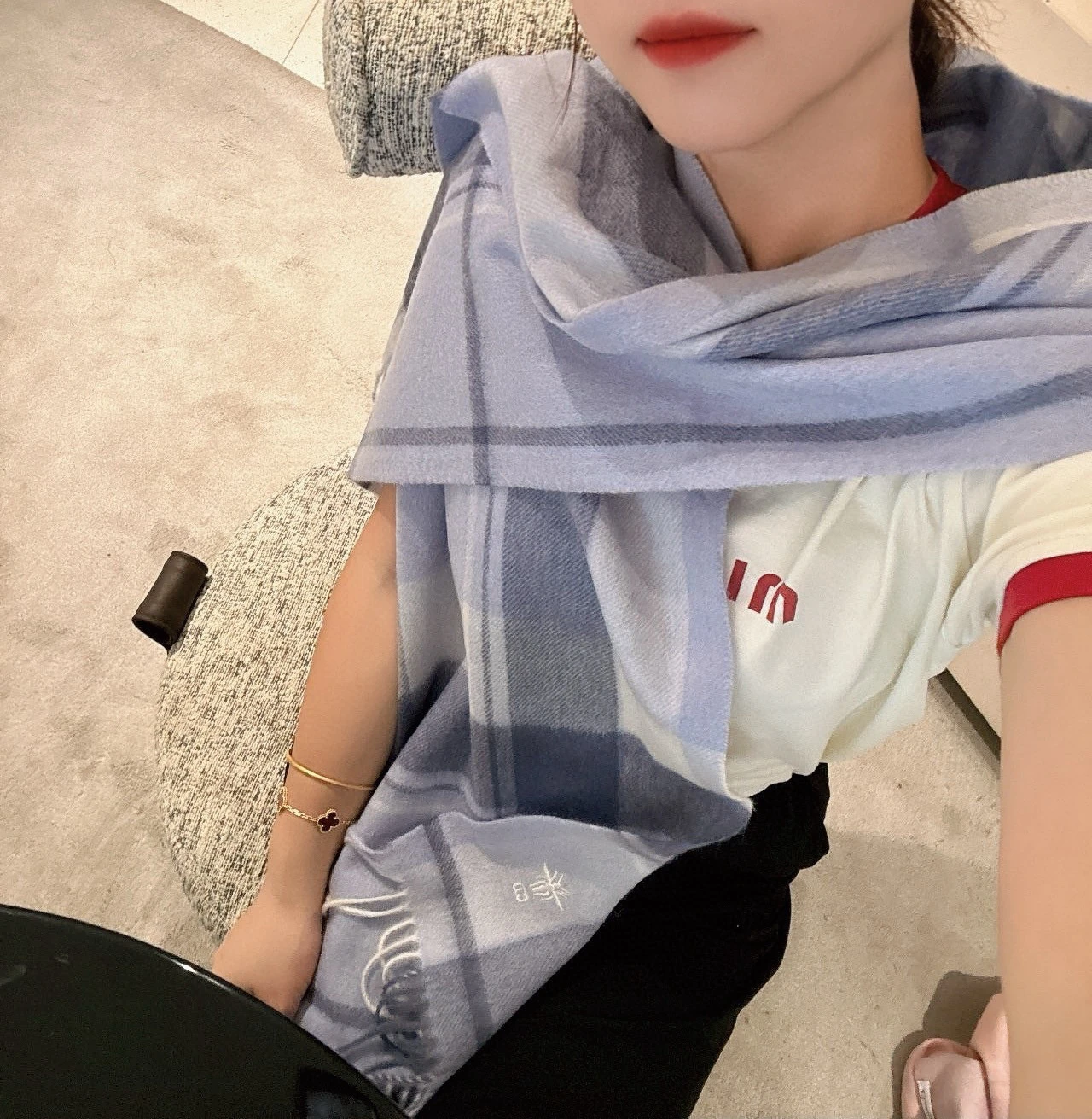 Scarves — 0f88d717