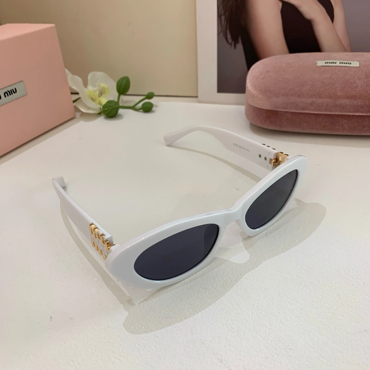 Miu Miu Eyewear — de6ae055