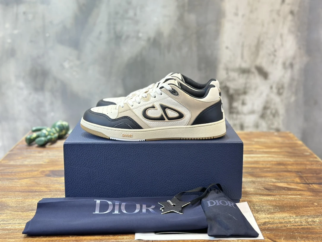 Dior Sneakers — 6cd74612
