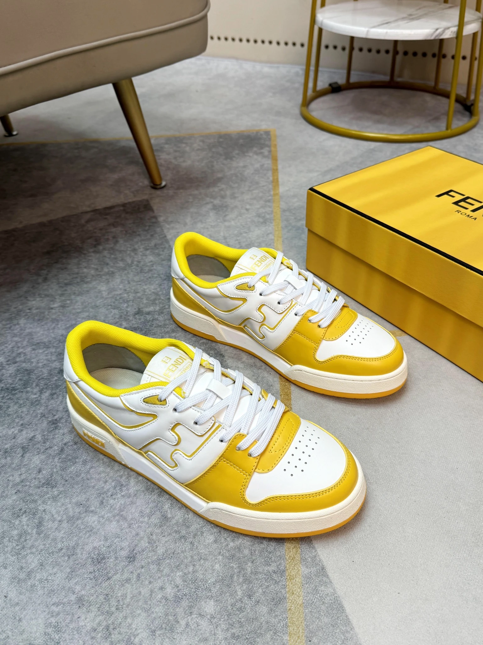 Fendi Sneakers — 37d5a8e5