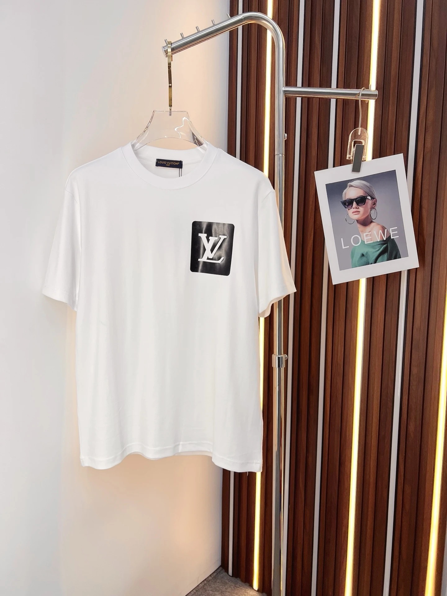 Louis Vuitton T-Shirt — 92b4ee5f