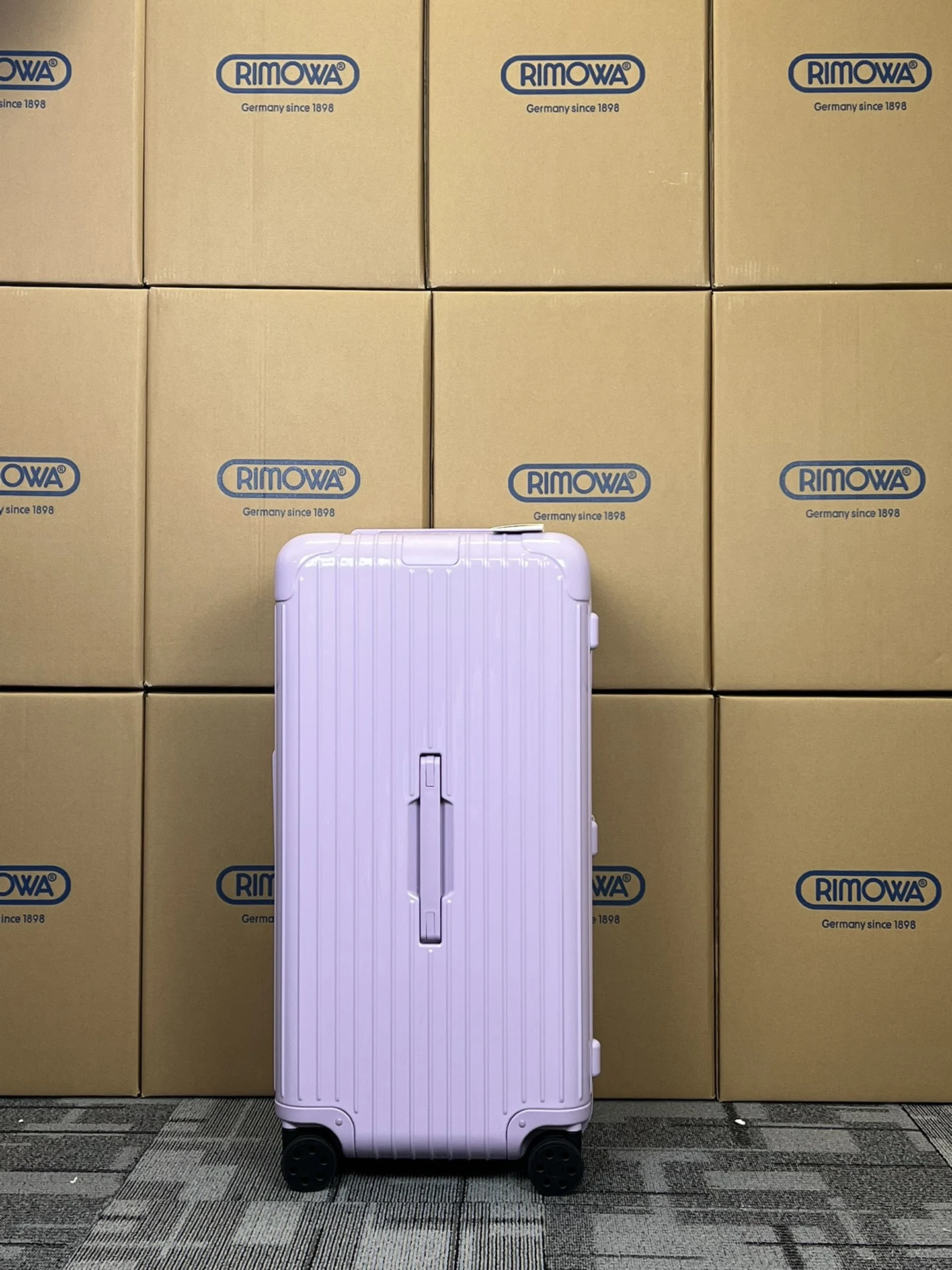 Luggage — 8f88f70f