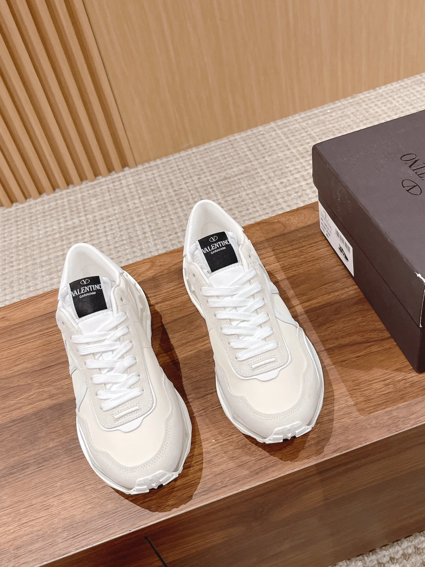 Valentino Sneakers — bc4e5b7c