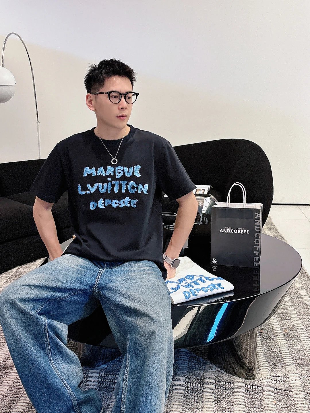 Louis Vuitton T-Shirt — 51fb3f3e