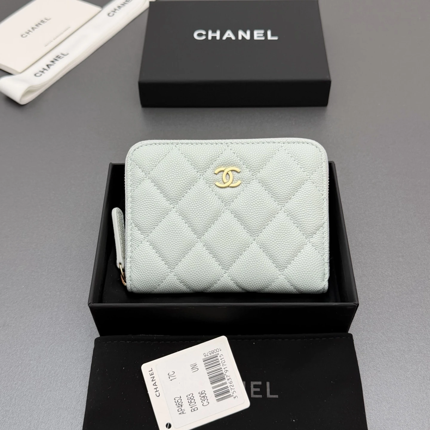 Wallets — 36e067ef