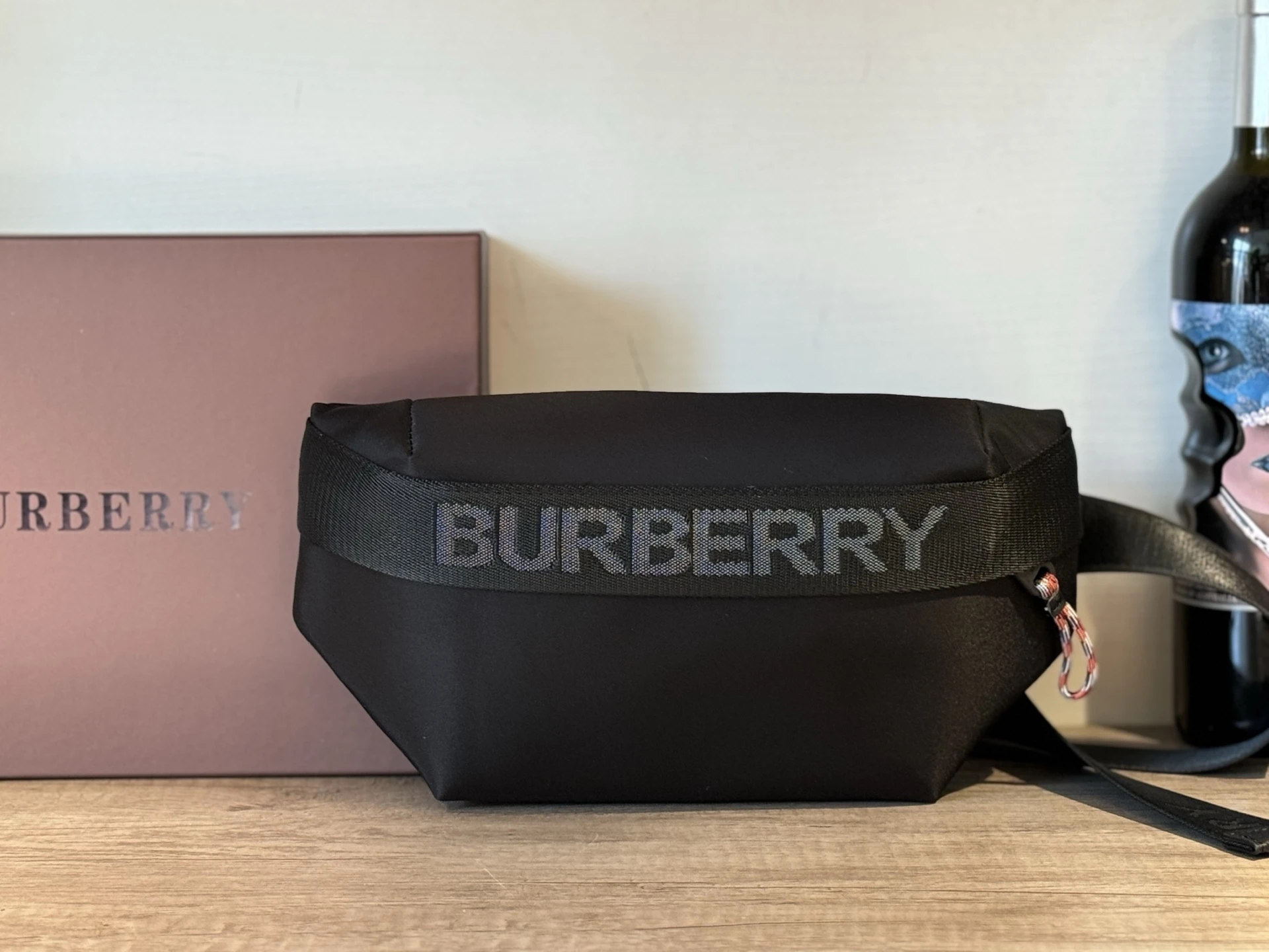 Burberry Bag — fbd48bae