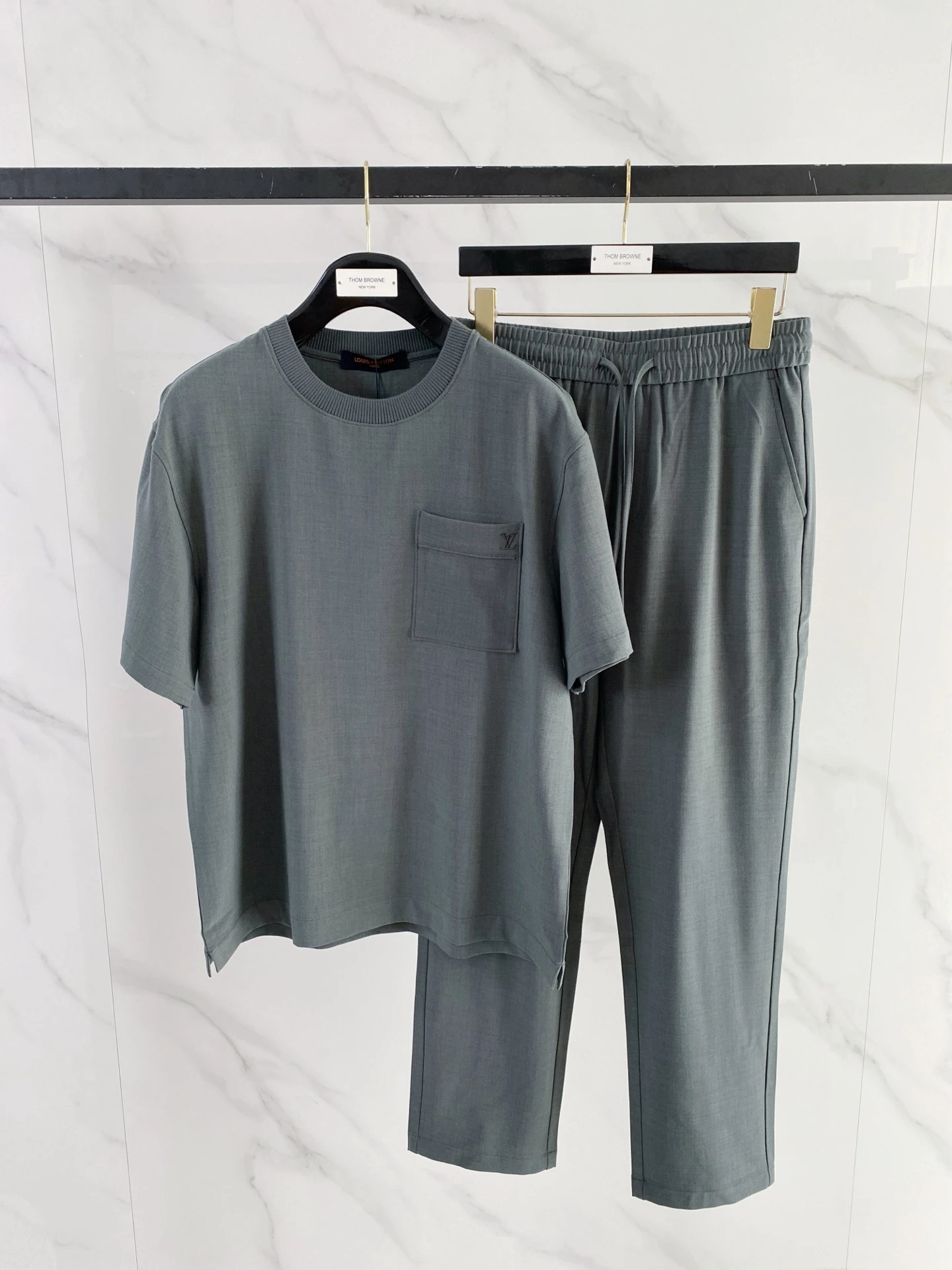 Louis Vuitton Matching Sets — 752f5411