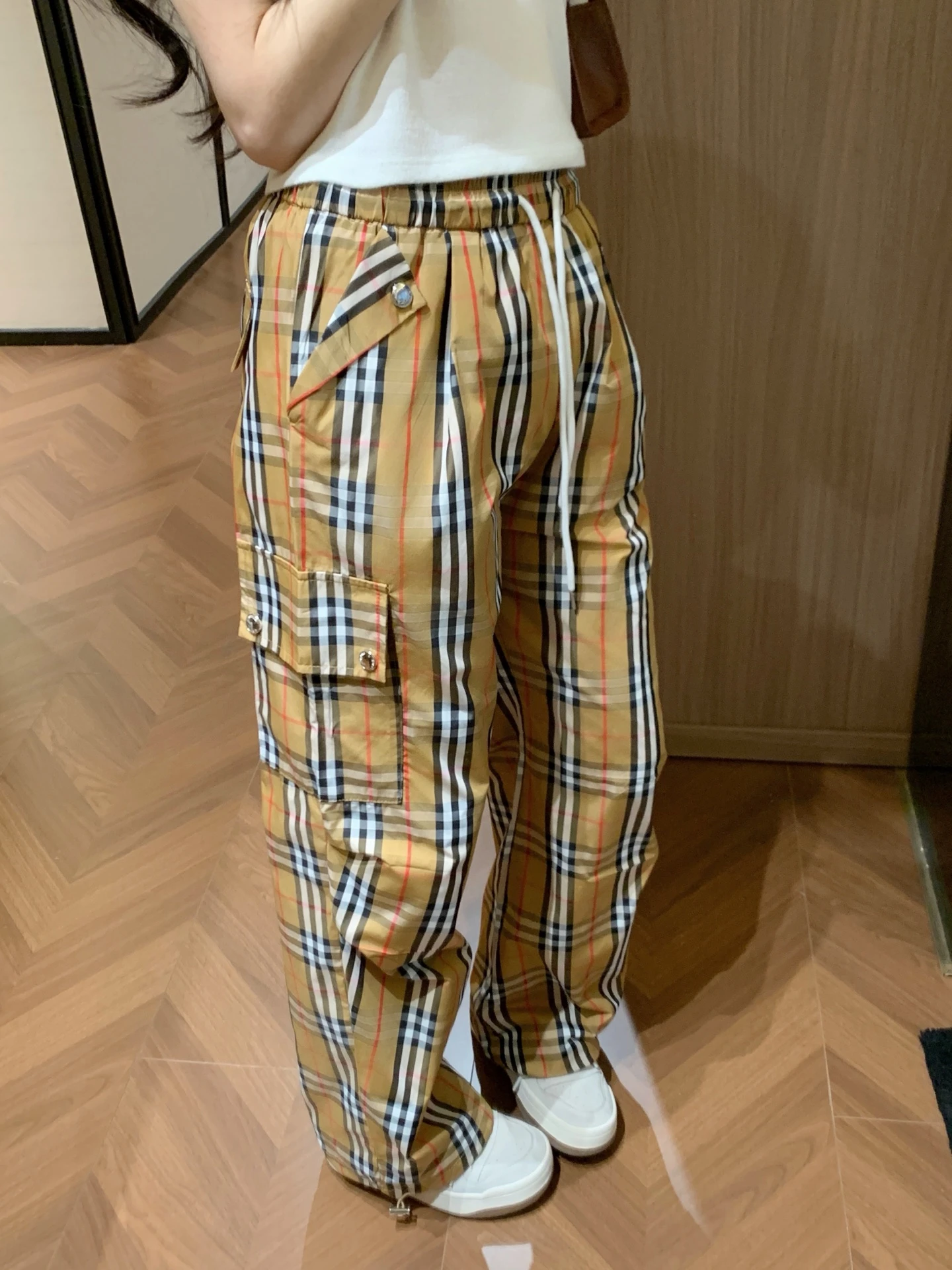 Trousers — 9546a76c
