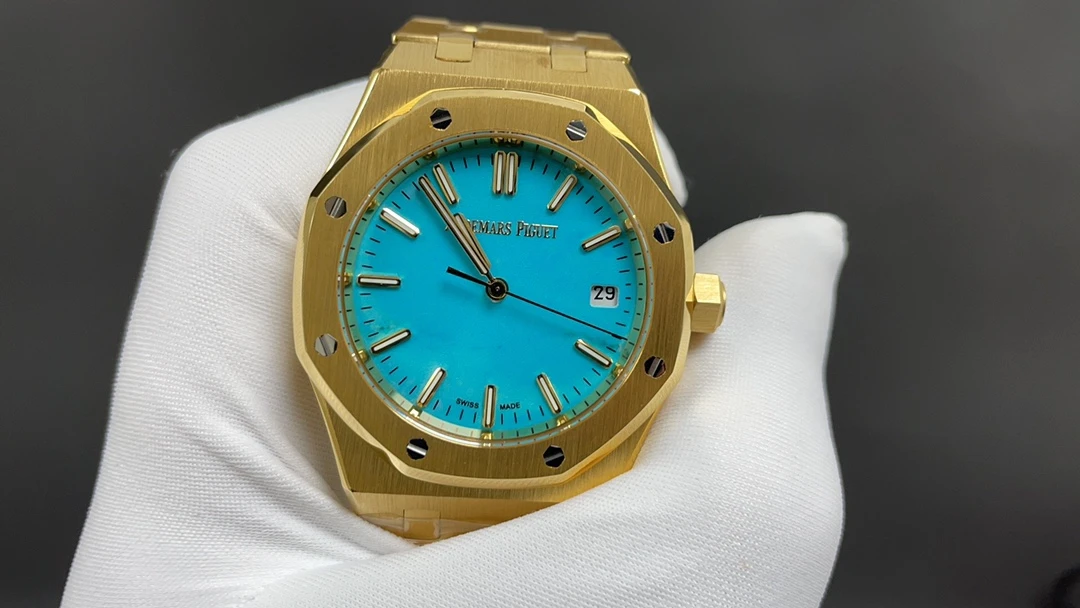 Audemars Piguet Watch — 624de9c5