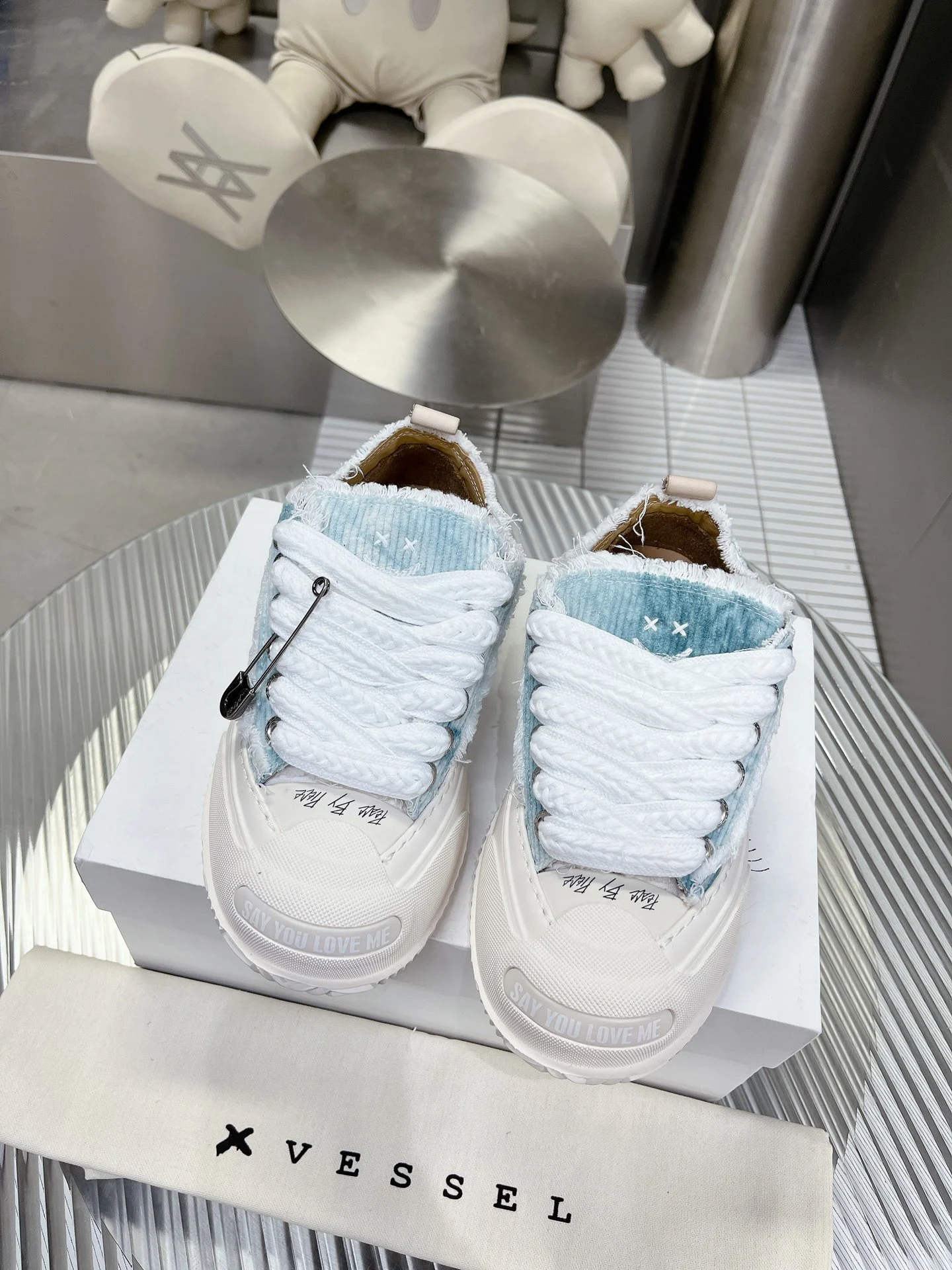 XVESSEL Sneakers — 4b3b48cd