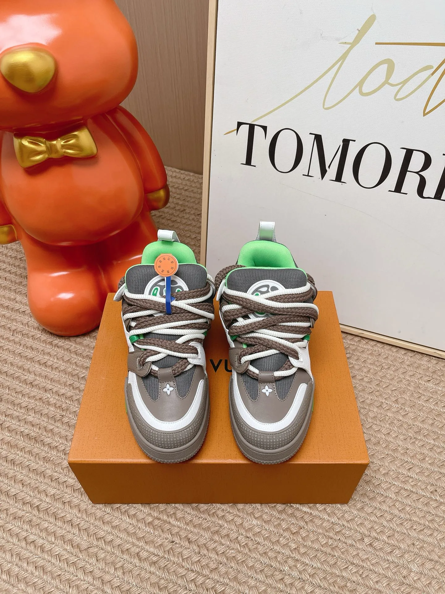 Louis Vuitton Sneakers — 23491d8b