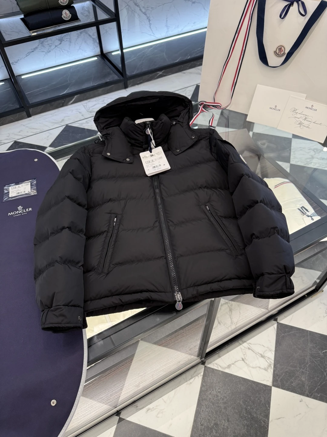 Moncler Down Jacket — a6796943