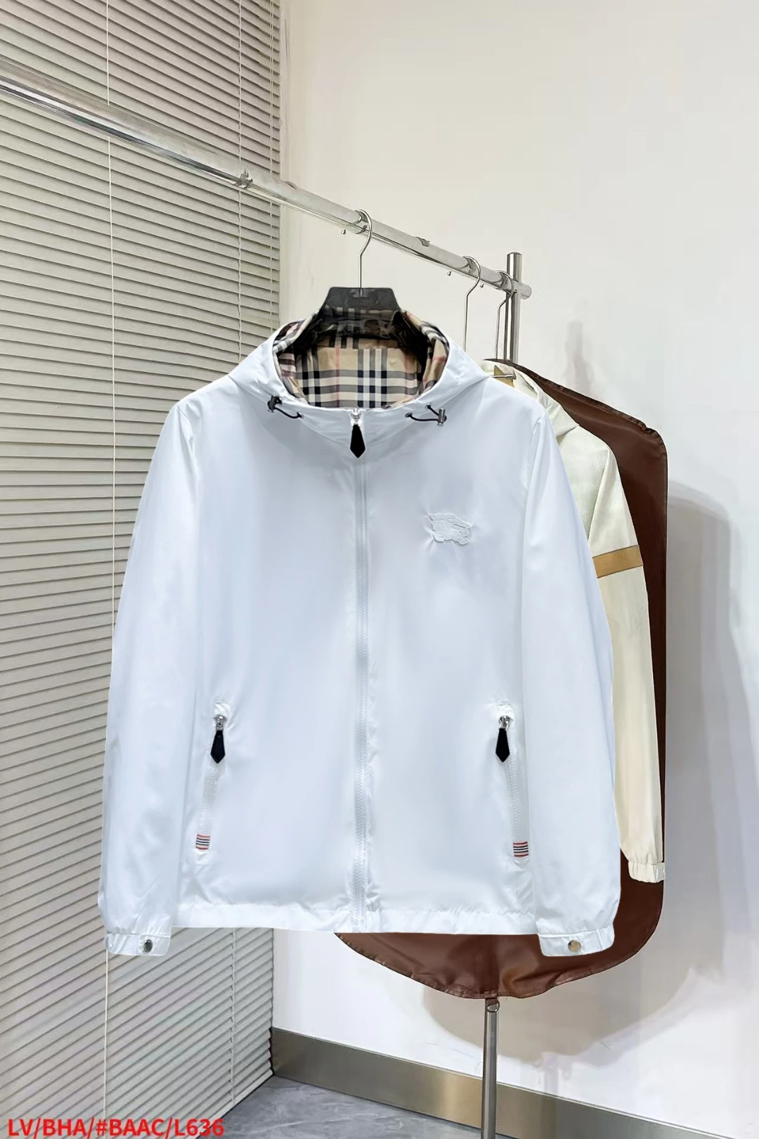 Burberry Jackets — fbefcc9c